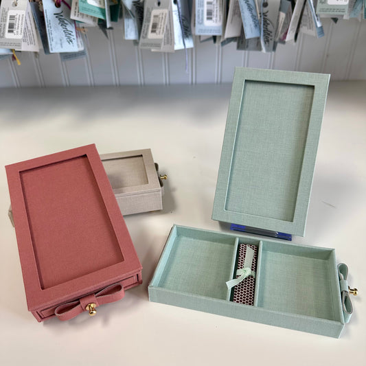 Self-Finishing Matchbox (Celedon)