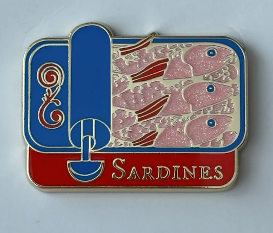 Red & Blue Sardine Can Needle Minder