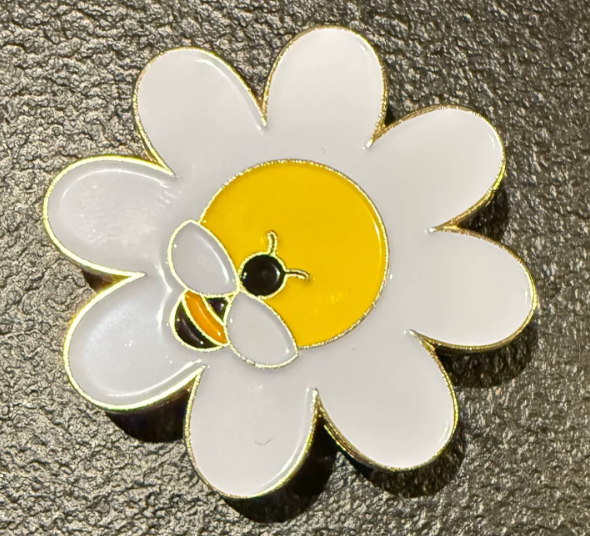 Bee on Daisy